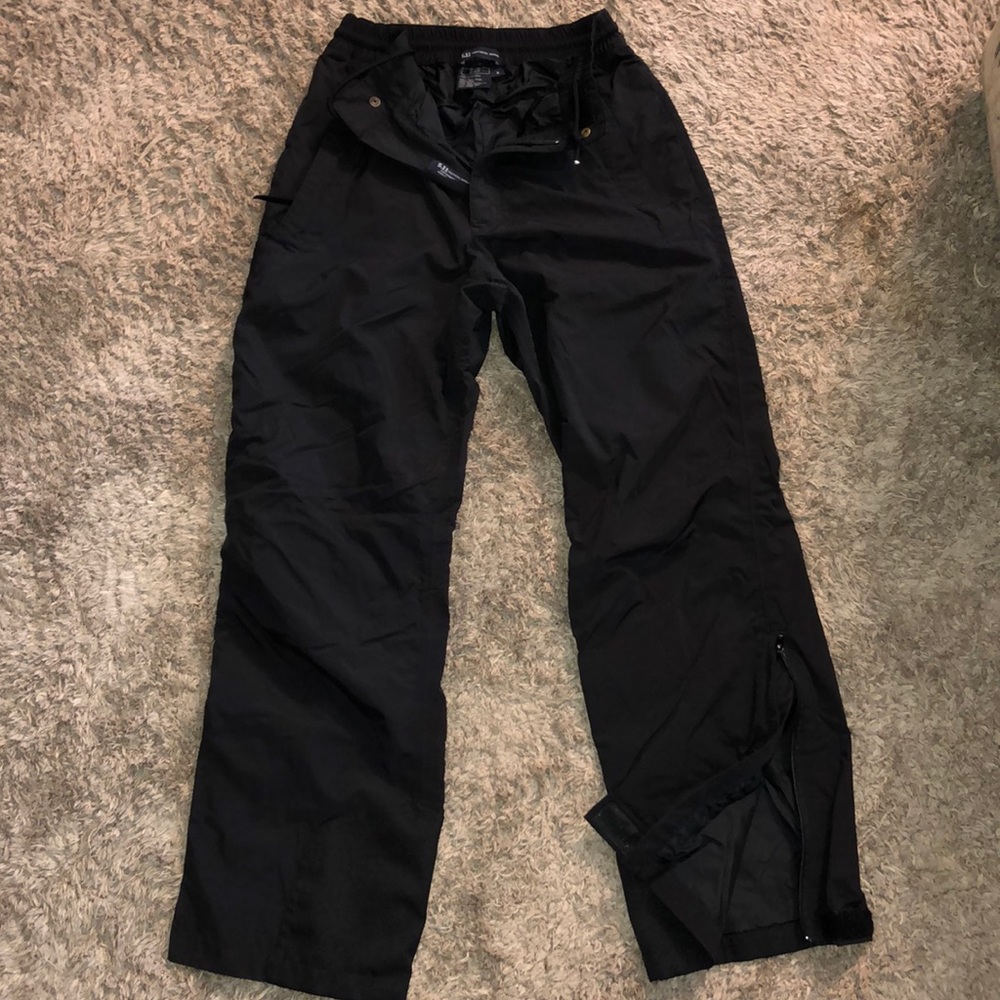 Unisex S 5.11 rain pants, inseam 28” PRICE DROP!